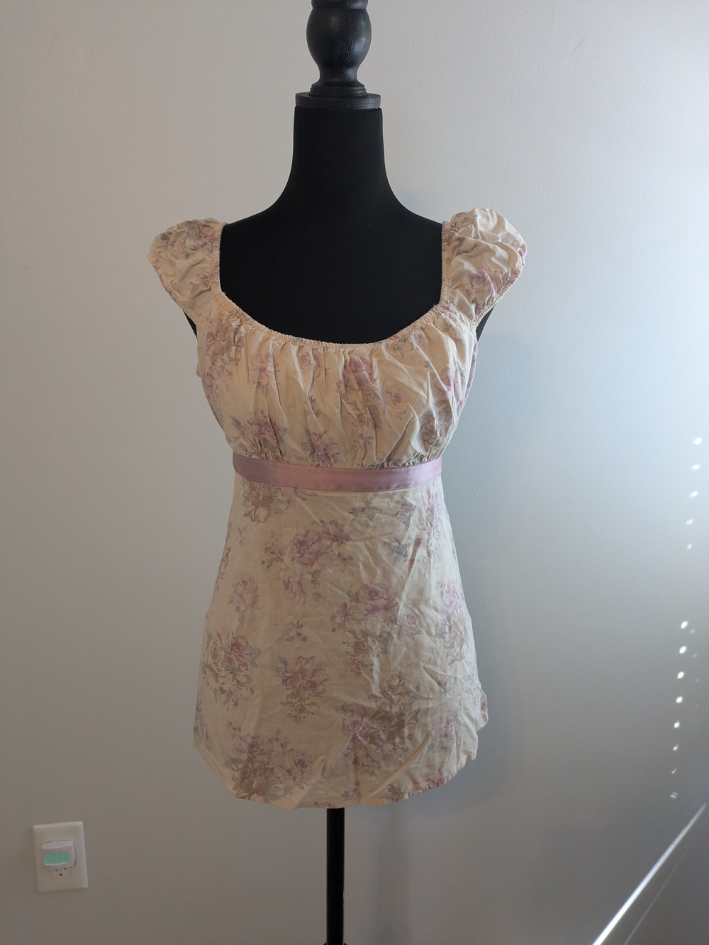 Hollister Floral Empire-Waist Babydoll Top Size L Ruffle Sleeves Off Shoulder